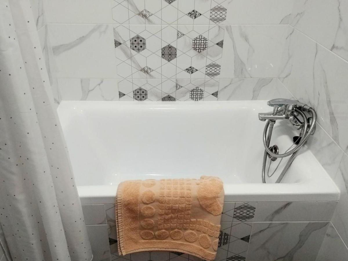 Sun Apartments City Centre オデッサ エクステリア 写真