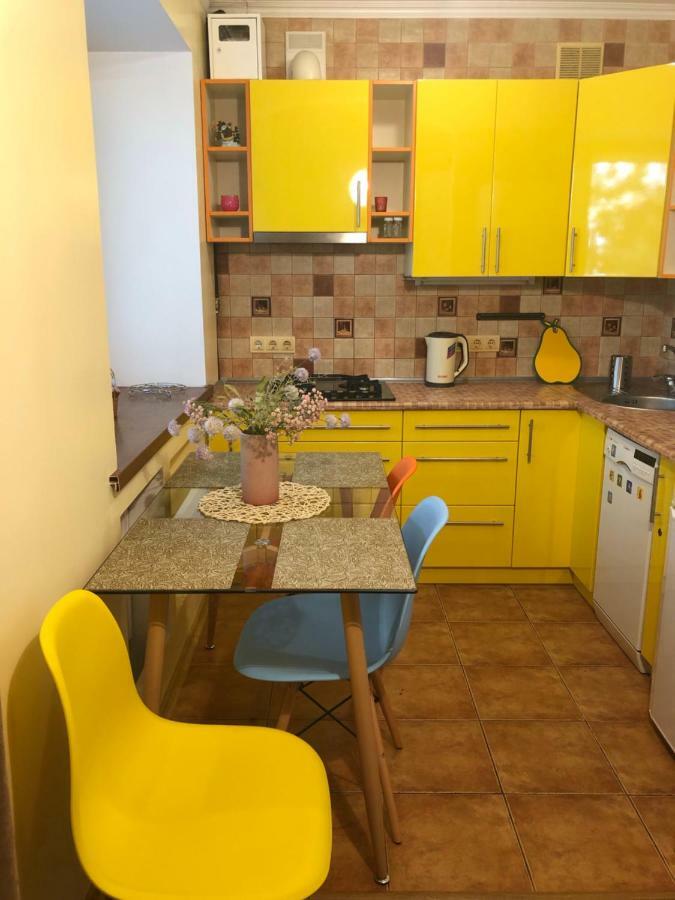 Sun Apartments City Centre オデッサ エクステリア 写真